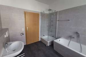 ***2 Zimmer mit EBK, Balkon Bad mit Wanne und Dusche zur Eigennutzung !*** – 9131 Ebersdorf, Chemnitz – Vorschaubild 3