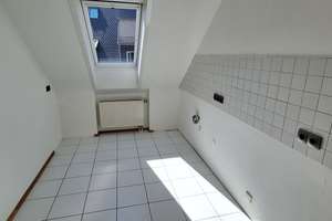 2,5 Zimmer Dachgeschoß-Wohnung in  Denning – Daglfinger Straße 22, 81929 Englschalking, München – Vorschaubild 4