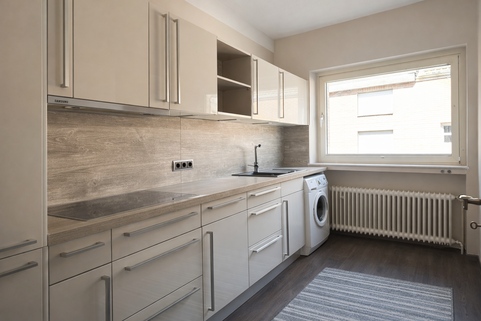 Immobilie in Schwalmtal - • Großzügiges WOHNHAUS mit separater Einheit • 360 m² Fläche in zentraler Lage von WALDNIEL... - Bild 0