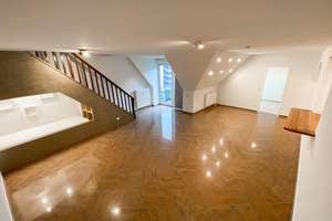Maisonette-Wohnung (3 Zimmer) mit Balkon und EBK in Paderborn