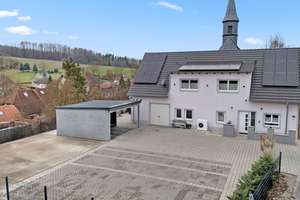 2020 neu aufgebaut! Hochwertiges Einfamilienhaus in ruhiger Lage nahe Bamberg mit Energieklasse A – Die vollständige Adresse der Immobilie erhältst du vom Anbieter., 96199 Zapfendorf – Vorschaubild 2