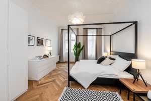 2-Zimmer-Stuckaltbauwohnung in Top-Lage
ACHTUNG: NUR FÜR MIETER AUS DEM SOZIALEN ERHALTUNGSGEBIET – Berlin – Vorschaubild 6