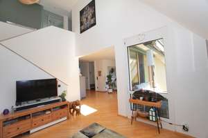 Außergewöhnliche Maisonette-Wohnung direkt am Schloßpark – Die vollständige Adresse der Immobilie erhältst du vom Anbieter., 90475 Fischbach, Nürnberg – Vorschaubild 3