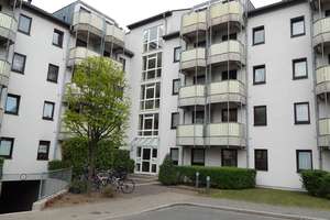 Schöne 1,5 Zimmer Wohnung mit EBK und Balkon