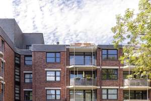 Bezugsfrei & modernisiert: Helle 2,5-Zimmer-Wohnung mit Loggia, Aufzug & Tiefgaragenstellplatz – 48161 Gievenbeck, Münster – Vorschaubild 13