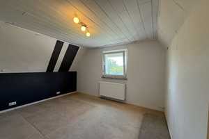 Modernisiertes Zuhause mit großem Garten und Garage am Waldrand – Lahn-Dill-Kreis – Vorschaubild 10