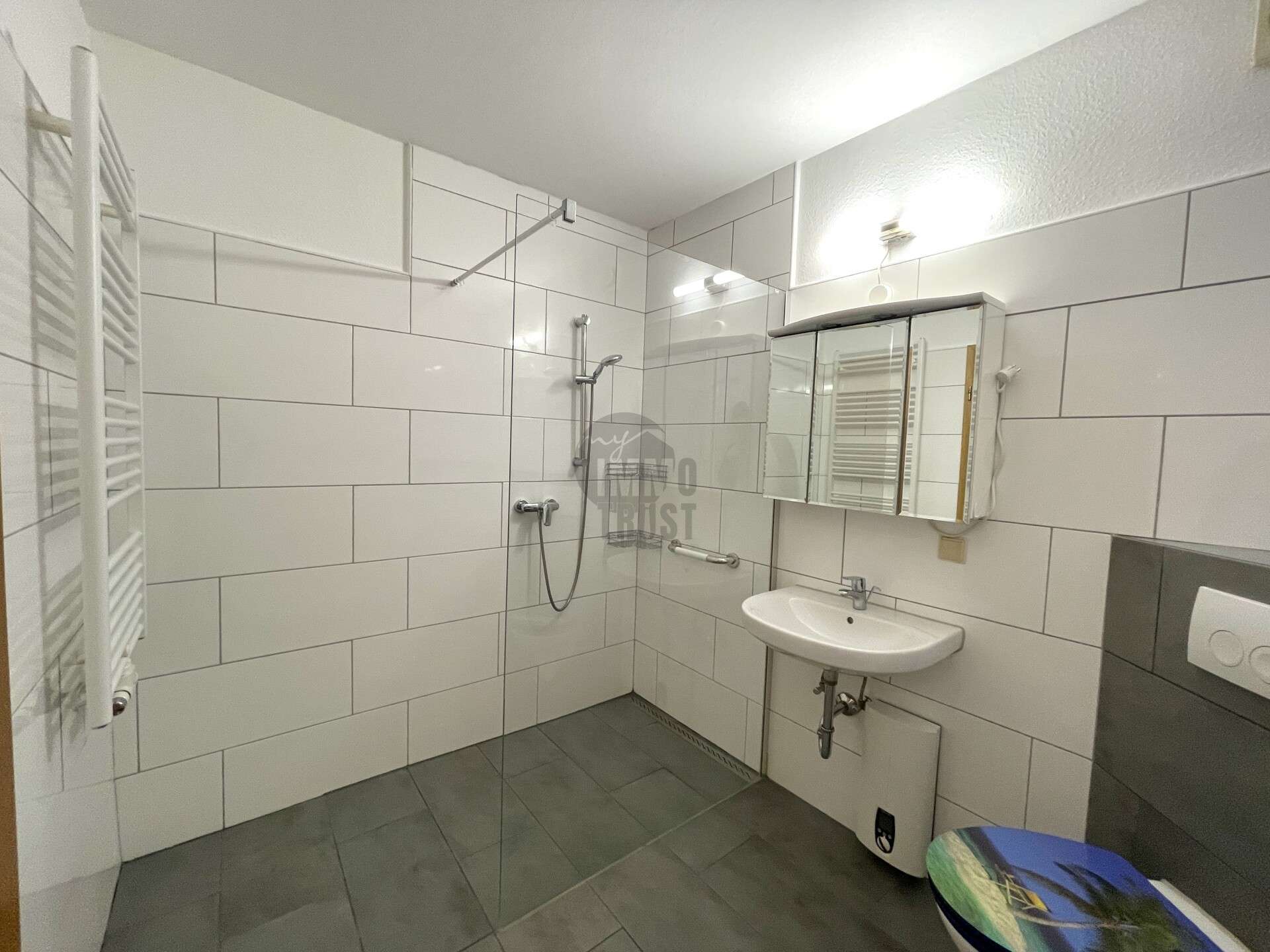 Immobilie in Danndorf - SOLIDE KAPITALANLAGE - GEPFLEGTES MEHRFAMILIENHAUS MIT SECHS WOHNEINHEITEN IN DANNDORF - Bild 0