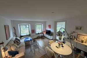 Traumhafte 2,5-Zimmer-Wohnung mit Wintergarten und Balkon  (Dobbenviertel) – Die vollständige Adresse der Immobilie erhältst du vom Anbieter., 26122 Dobbenviertel, Oldenburg (Oldenburg) – Vorschaubild 4
