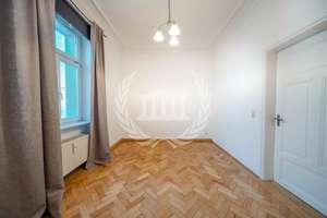 Historischer Altbaucharme in bester Innenstadtlage – Stilvolle 2,5-Zimmer-Wohnung! – Die vollständige Adresse der Immobilie erhältst du vom Anbieter., 93047 Innenstadt, Regensburg – Vorschaubild 15