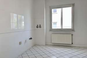 Helle, kleine 3,5 bis 4-Zimmer-Whg. mit Stellplätzen – Jahnring 39, 39104 Buckau, Magdeburg – Vorschaubild 2