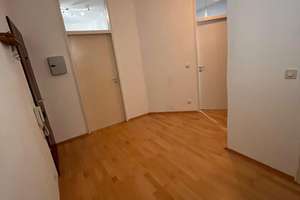 Helle 2-Zimmer Wohnung mit Balkon in München Maxvorstadt – Die vollständige Adresse der Immobilie erhältst du vom Anbieter., 80333 Augustenstraße, München – Vorschaubild 3