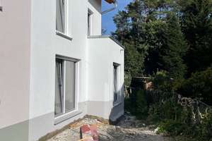 Neubau ! Massiver Ziegelbau ! Doppelhaushälfte in ruhiger Waldrandlage! Schlüsselfertig! – Die vollständige Adresse der Immobilie erhältst du vom Anbieter., 82335 Berg – Vorschaubild 1