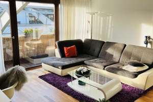 EXKLUSIVE WOHNUNG LUXURIÖS MÖBLIERT IN AUßERGEWÖHNLICHER LAGE SÜD-BALKON PARKETT NÄHE VOLKSGARTEN – Professor-Schwippert-Straße 5, 40591 Oberbilk, Düsseldorf – Vorschaubild 2