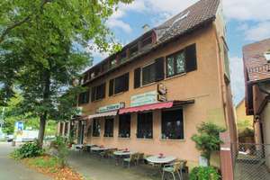Lukrative Kapitalanlage mit Entwicklungspotenzial – MFH mit langfristig vermieteter Gewerbeeinheit – Die vollständige Adresse der Immobilie erhältst du vom Anbieter., 70378 Mühlhausen (Ortsteil), Stuttgart – Vorschaubild 3