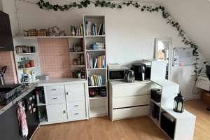 Voll möblierte Dachgeschosswohnung mit Charme in guter Lage – Friedenstraße 46, 45966 Gladbeck – Vorschaubild 3