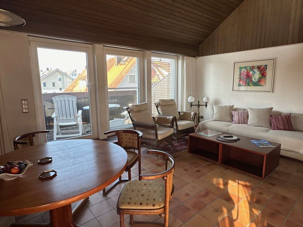 Immobilie in Wasserburg (Bodensee) - Wohnen - nur wenige Schritte zum See -
in bester Lage in Wasserburg - Bild 1