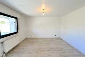 ++ TOP ANGEBOT!! ++ FREISTEHENDER BUNGALOW MIT SCHÖNEM GARTEN IN GUTER LAGE! ++ – Viersen (Kreis) – Vorschaubild 6