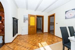 Charmantes Einfamilienhaus im Kasernenviertel-Regensburg – Die vollständige Adresse der Immobilie erhältst du vom Anbieter., 93053 Kasernenviertel, Regensburg – Vorschaubild 8
