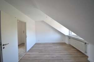 Renoviert! Bezugsfreie 2-Zimmer-Whg in MG – Burgstraße 8, 41199 Odenkirchen-Mitte, Mönchengladbach – Vorschaubild 2