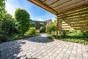 Besondere Immobilie: Winkelbungalow mit PV-Anlage, idyllischem Grundstück, Pavillon und Gartenteich – Die vollständige Adresse der Immobilie erhältst du vom Anbieter., 22547 Lurup, Hamburg – Vorschaubild 34