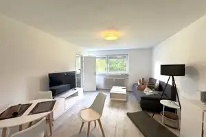 Vollmöbliertes und neu renoviertes Apartment in M.-Solln - sofort bezugsfertig! – München – Vorschaubild 1