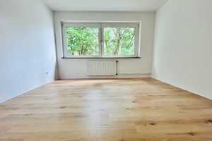 „Geräumige 3-Zimmer-Wohnung mit Balkon und Einbauküche – perfekt für Familien und Wohngemeinschaften – Leimbachweg 26, 51069 Köln – Vorschaubild 8