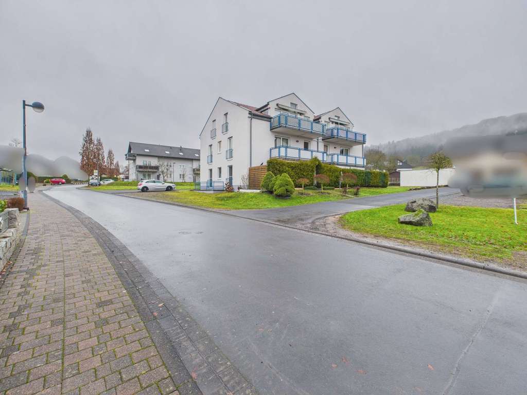 Immobilie in Gerolstein - Renditeobjekt mit 6 Wohneinheiten und 6 Garagen in guter Lage in Gerolstein zu verkaufen! - Bild 4