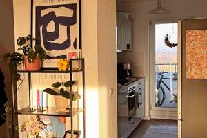 3,5-Zimmer-Wohnung mit Balkon über den Dächern von Neuehrenfeld – Die vollständige Adresse der Immobilie erhältst du vom Anbieter., 50825 Neuehrenfeld, Köln – Vorschaubild 3