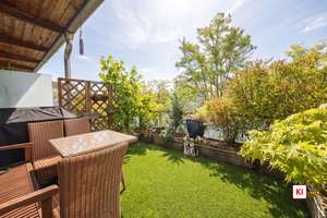 Kurzfristig bezugsfreie 2-Zimmer-Wohnung mit sonniger Dachterrasse und zwei Balkonen