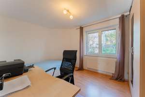 Attraktive 3-Zimmer-Wohnung mit Balkon & Garage in ruhiger Lage – Die vollständige Adresse der Immobilie erhältst du vom Anbieter., 73035 Göppingen – Vorschaubild 5
