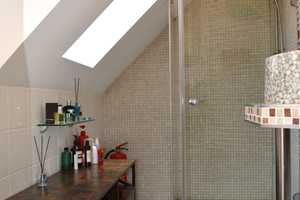 Stilvolles, einzigartiges und sehr gepflegtes lichtdurchflutetes 4-Zimmer-Reiheneckhaus  – München – Vorschaubild 33