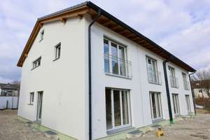 Perfekt für Familien neues Reihenmittelhaus in ruhiger Lage