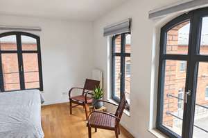 79,75 m² Altstadt-Eckwohnung: 8 Fenster, Westbalkon und Tageslichtbad – 39104 Altstadt, Magdeburg – Vorschaubild 4