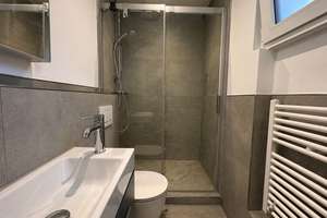 Saniertes Wohn- & Geschäftshaus in zentraler Lage mit Garagen und Stellplätzen – Die vollständige Adresse der Immobilie erhältst du vom Anbieter., 40470 Mörsenbroich, Düsseldorf – Vorschaubild 38