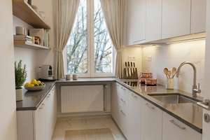 Heller 3-Zi.-Altbau in ruhiger Radstraße mit Südbalkon – Besichtigung am Wochenende ☎️0172-3261193 – Die vollständige Adresse der Immobilie erhältst du vom Anbieter., 10243 Friedrichshain, Berlin – Vorschaubild 5