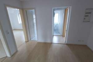 Top gepflegte 4 Zimmer,hell,guter Schnitt,WC&Bad getrennt,Keller,gute Fenster,1a-Lage,EBK-Übernahme – Kissinger Strasse 62, 70372 Seelberg, Stuttgart – Vorschaubild 21