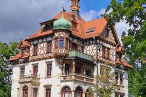 Nachmieter gesucht - Exklusive 4-Zimmer Wohnung im 2. OG mit Balkon in Bühlau/Weißer Hirsch