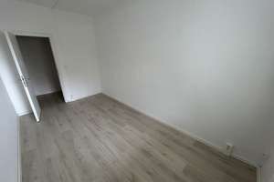 Geräumige 3-Zimmer-Erdgeschosswohnung mit Balkon! – Rennebogen 36, 39130 Neu Olvenstedt, Magdeburg – Vorschaubild 7