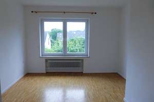 Schöne Doppelhaushälfte mit sechs Zimmern in Bremen, voll unterkellert, Neu Schwachhausen – Auguste-Kirchhoff-Straße 10, 28213 Neu-Schwachhausen, Bremen – Vorschaubild 13