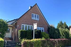 Charmantes Einfamilienhaus mit besonderem Wohnflair in Alt-Nettelnburg – Die vollständige Adresse der Immobilie erhältst du vom Anbieter., 21035 Bergedorf (Ortsteil), Hamburg – Vorschaubild 1