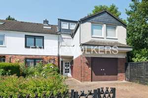 Charmantes Wohnhaus mit Maisonette-Einliegerwohnung in begehrter Lage von Köln-Holweide
