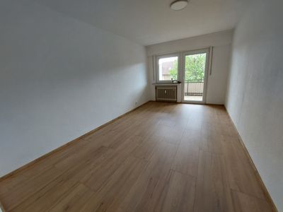 Zuhause mit 2 Zimmern und Balkon in Gerlingen