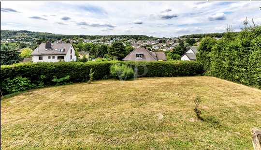 Bild von Hier wächst die Zukunft – familienfreundliches Haus auf sonnigem Grundstück