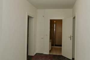 Renovierte 3-Zimmerwohnung Hochparterre mit Balkon u. EBK -ab sofort- – Kennedyallee 94, 53175 Bonn – Vorschaubild 13
