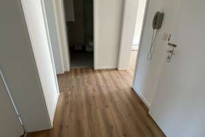 Charmante 2-Zimmer-Wohnung, frisch saniert, Mönchengladbach – Kaiserstraße 19, 41061 Gladbach, Mönchengladbach – Vorschaubild 2