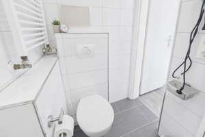 Provisionsfrei! Modernisierte 3-Zimmer-Wohnung mit Westbalkon und Stellplatz in Köln-Mülheim. – Die vollständige Adresse der Immobilie erhältst du vom Anbieter., 51065 Mülheim (Ortsteil), Köln – Vorschaubild 12