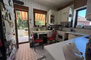 Schöne vier Zimmer Wohnung in Stuttgart, Ost (Gänsheide) – Die vollständige Adresse der Immobilie erhältst du vom Anbieter., 70186 Gänsheide, Stuttgart – Vorschaubild 8