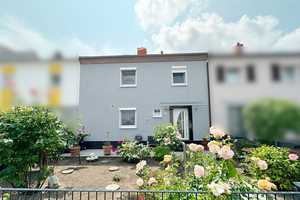 Modernisiertes Reihenmittelhaus mit Terrasse in guter Infrastruktur zur Vermietung in Neustadt-Stadt – Neustadt an der Weinstraße – Vorschaubild 1