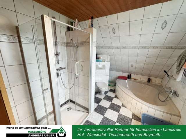 Immobilie in Bad Steben - Familiäres Zuhause am Rand der Natur - Bild 0