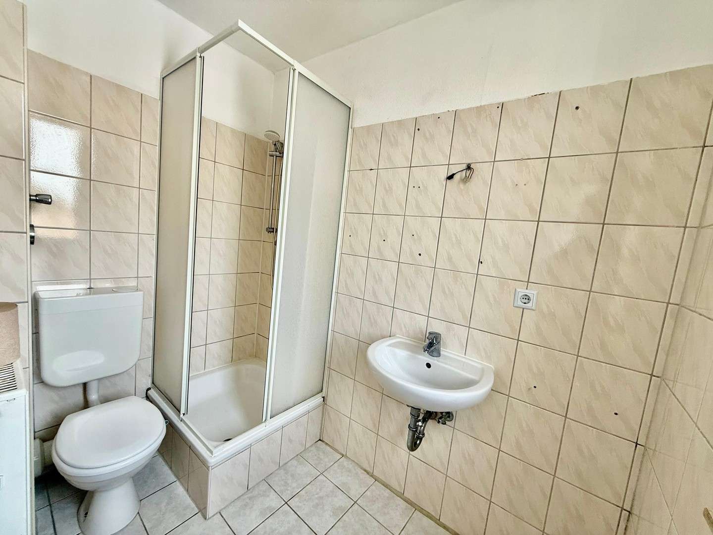 Immobilie in Delitzsch - Mehrfamilienhaus in Delitzsch, zentrale Lage, 6 Mietparteien - Bild 2